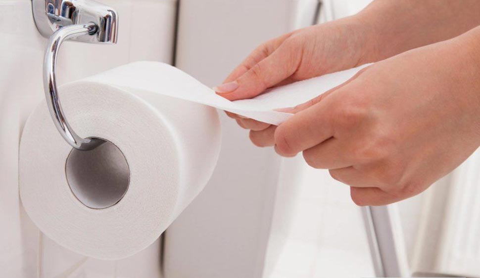 چرا دستمال کاغذی برای زنان خطر دارد؟
